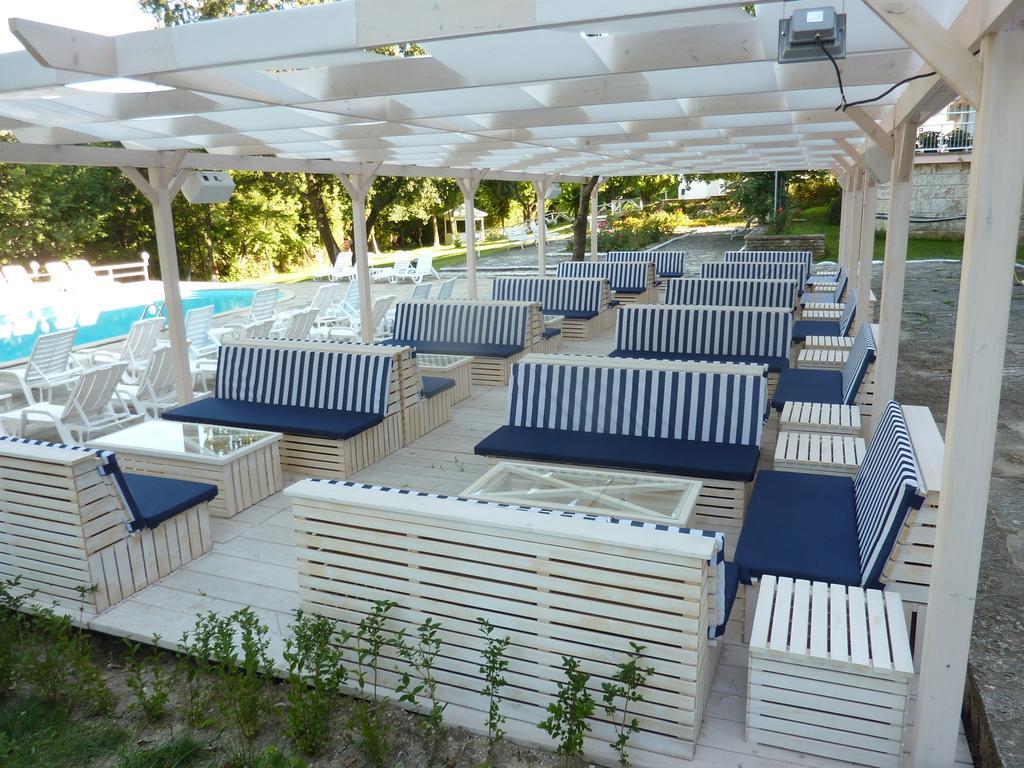 Hotel Zarya Golden Sands Exterior photo