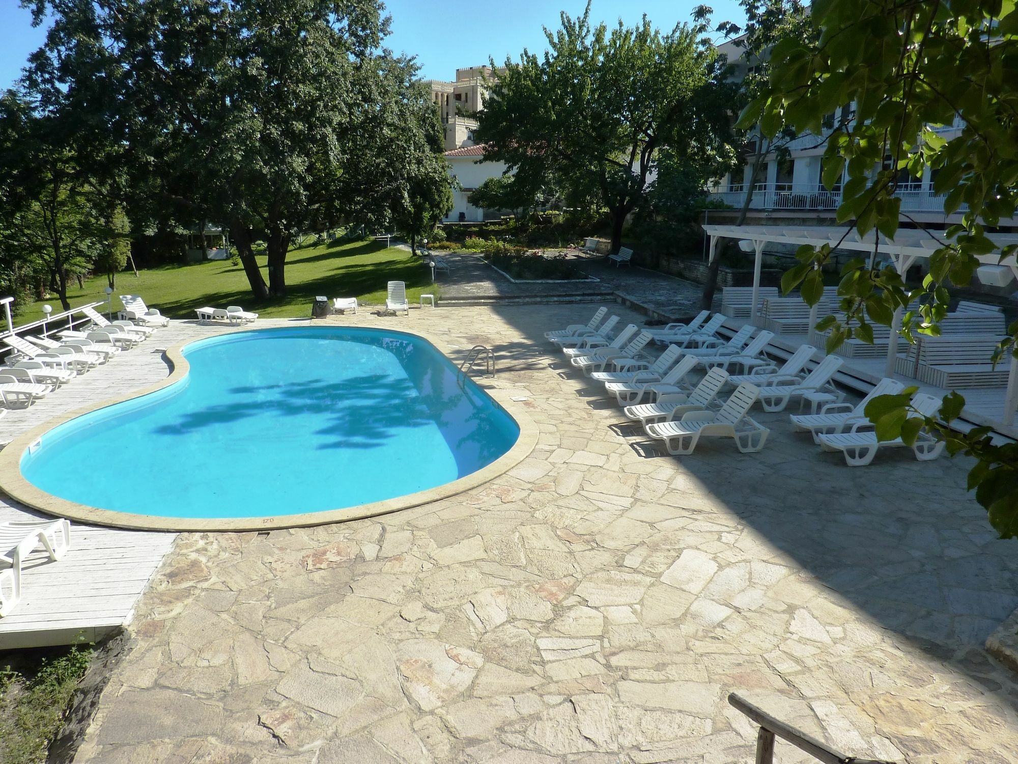 Hotel Zarya Golden Sands Exterior photo
